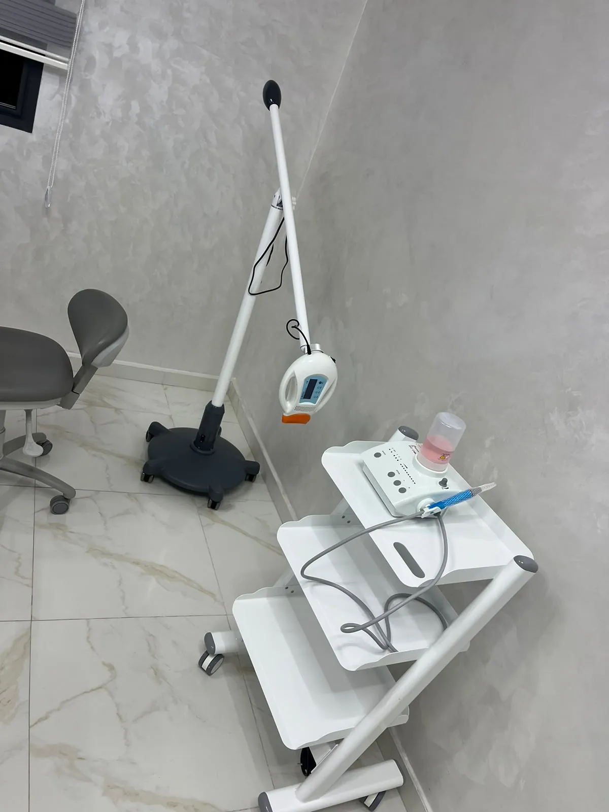 Aménagement et matériel de la salle de soins